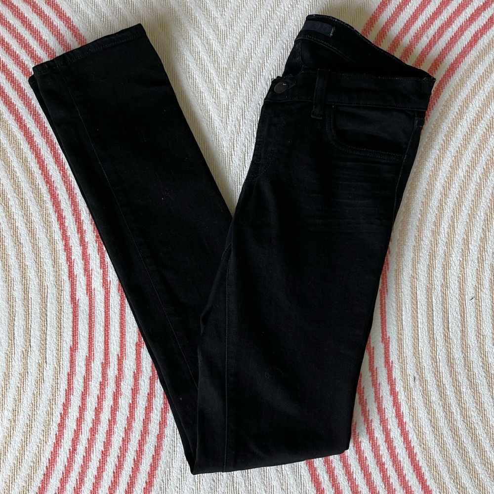 Designer Jeans, Mid Rise, Size 26, Straight Leg, J Brand